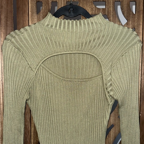 Fashion Nova Sage Ribbed Bodysuit - Picture 4 of 16